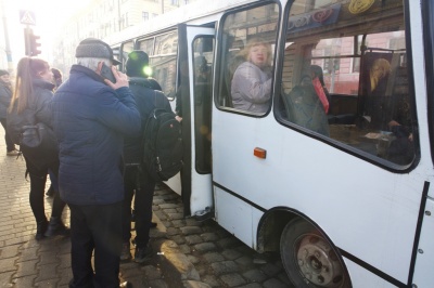 Як у Чернівцях крали на пільгових перевезеннях: з'явилися нові деталі справи