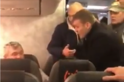 У львівському аеропорту на борту літака SkyUP сталася бійка - відео