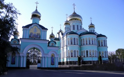 На Буковині засудили чоловіка, який викачував солярку з території Банченського монастиря