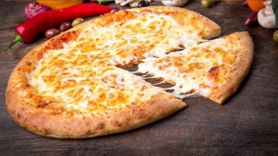 Піцу з 257 сортів сиру приготували у Франції