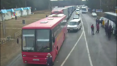 На кордоні з Білоруссю довжелезні автомобільні черги