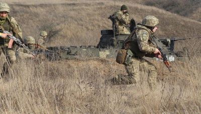 Протягом дня на Донбасі постраждали троє бійців ЗСУ