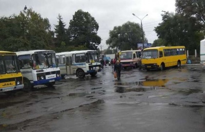 Надзвичайна ситуація: на Буковині скасовують всі міжміські маршрутки