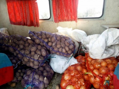 На Буковині заклади освіти передали продукти інтернатам
