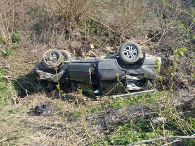 Злетів у кювет і перекинувся: у поліції розповіли деталі смертельної ДТП на Буковині