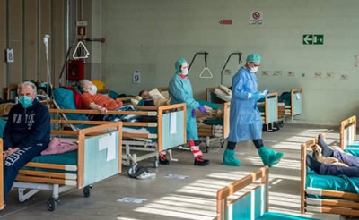 Кількість смертей через коронавірус в Італії продовжує зменшуватися