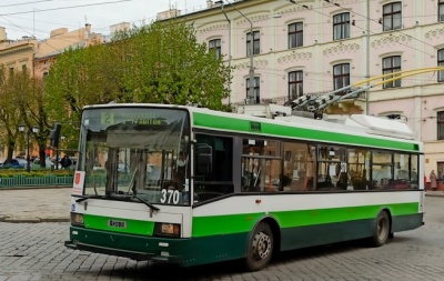 У Чернівцях тролейбус №2 змінить маршрут через ремонт вулиці Руської