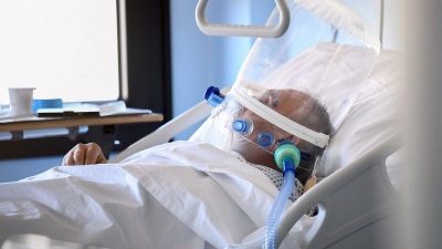 На Буковині в лікарнях побільшало пацієнтів з COVID-19 у важкому стані