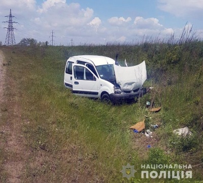 Неподалік Чернівців перекинулось авто з п'яним водієм