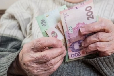 Україна зобов'язалася стимулювати громадян до пізнішого виходу на пенсію