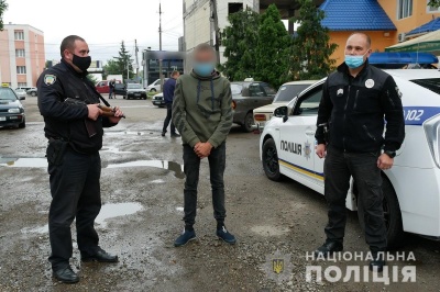 На Буковині слідчі поліції повідомили про підозру викрадачам