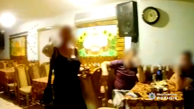 На Буковині поліція виявила ресторани й магазини, які порушили карантинні умови