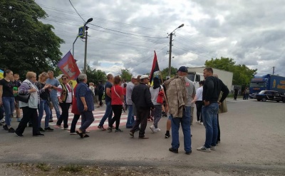 "Почуйте громаду енергетиків": представники Новодністровської ОТГ приєдналися до пікетувальників в Атаках