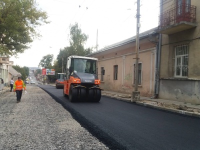 У мерії Чернівців розповіли, коли відновлять рух вулицею Руською