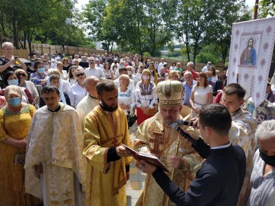 У Чернівцях освятили новозбудовану каплицю УГКЦ – фото