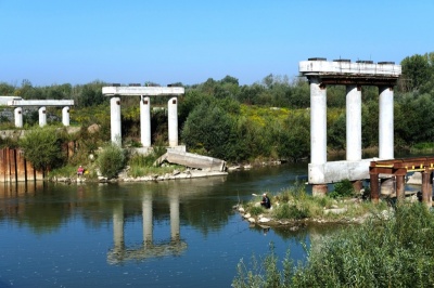 Після приїзду Зеленського на Буковину Укравтодор злив «ПБСу» 170 млн грн на міст у Маршинцях