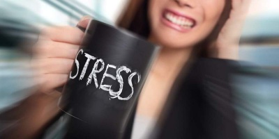 Постійний стрес і втому: про що сигналізує тіло