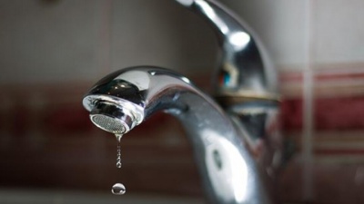 Аварія на водогоні: низка будинків у Чернівцях до вечора буде без води
