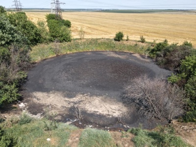 На Буковині знищують унікальну пам’ятку природи: її залили гноєм