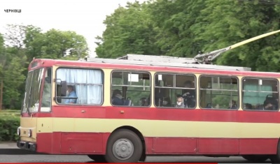 «Висадили пасажирів, хотіли штрафувати»: стало відомо, чому не курсують тролейбуси в Чернівцях