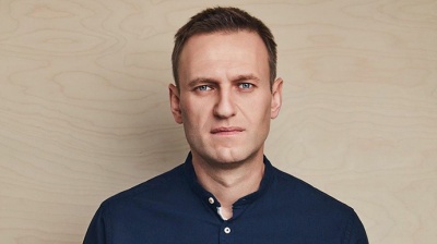 Навальний залишається в реанімації у комі, загрози для життя немає - клініка