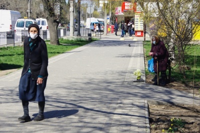 Лідери з COVID-19: Буковина знову в переліку областей з найбільшим приростом хвороби