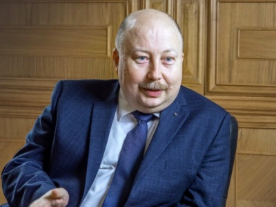 Що не так із бородами великих князів на українських гривнях: пояснення міністра