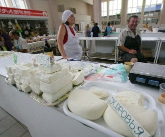 Дієтолог порадила, з чим їсти сир Дієтолог порадила, з чим їсти сир