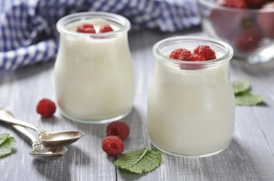 Найпростіший рецепт домашнього йогурту — без закваски та йогуртниці
