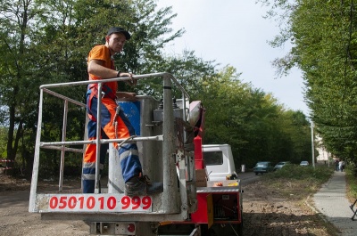 Віталій Михайлішин вирішив проблему з освітленням на вулиці Рівненській*