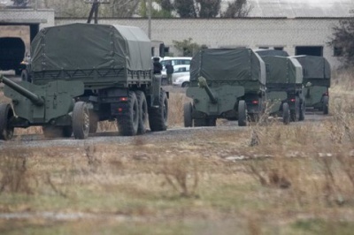 СЦКК: Росія продовжує постачати на Донбас військову техніку та озброєння
