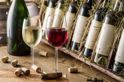 Подешевшає вино з ЄС. Україна запроваджує нульову ставку мита