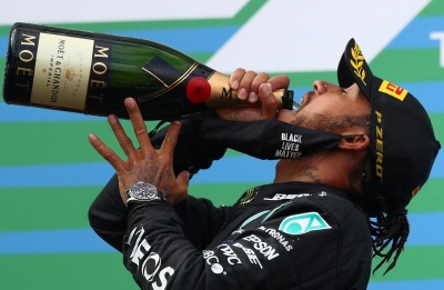 Формула-1. Хемілтон виграв Гран-прі Айфеля та повторив рекорд Шумахера