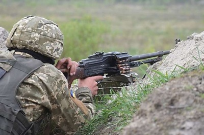 Війна на Донбасі: окупанти обстріляли Водяне