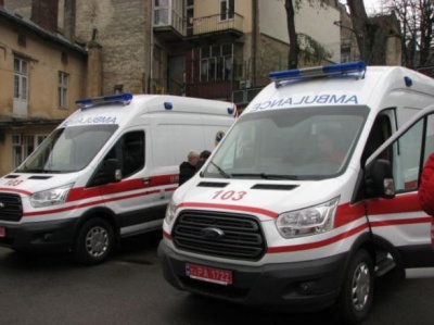 Центр екстреної допомоги в Чернівцях додатково замовить швидких на 12 мільйонів гривень