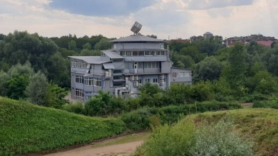 У Чернівцях виставили на продаж популярний колись нічний клуб – фото