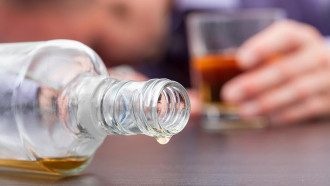 Алкоголь "жахливий для серця і здоров'я": кардіолог порекомендував допустиму дозу Алкоголь "жахливий для серця і здоров'я": кардіолог порекомендував допустиму дозу