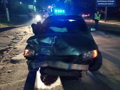 У Чернівцях п'яна водійка на Audi врізалась у вантажівку: легковик виявився краденим