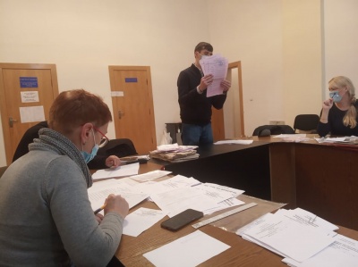 У Чернівцях міська ТВК оскаржить рішення суду про перерахунок бюлетенів у Чорнівці
