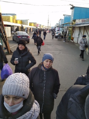 У Чернівцях підприємці «Калинки» збираються на пікет через «карантин вихідного дня» – фото