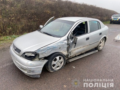 На об'їзній дорозі Чернівців - потрійна ДТП: серед постраждалих - немовля