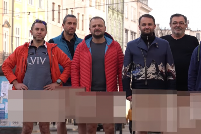 Львівські ресторатори без штанів звернулися до влади через карантин вихідного дня – відео