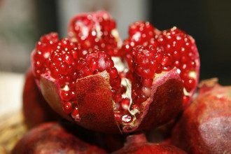 Названо продукти, які допомагають виглядати молодше Названо продукти, які допомагають виглядати молодше