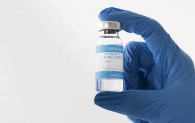 Пандемія COVID-19. У Франції вакцинація для громадян буде безкоштовною