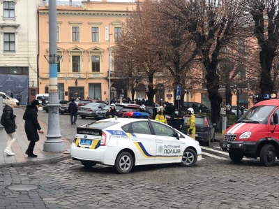 У Чернівцях повідомили про замінування міської ради