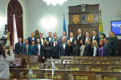 «Рідне місто» оскаржило в суді проведення першої сесії Чернівецької міськради