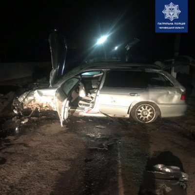 У Чернівцях п'яний юнак потрапив у ДТП, втікаючи від поліції