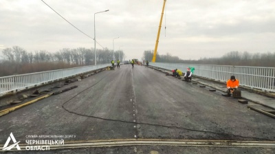 Парк замість новорічних подарунків та Осачук на новому мості. Три головні новини 24 грудня