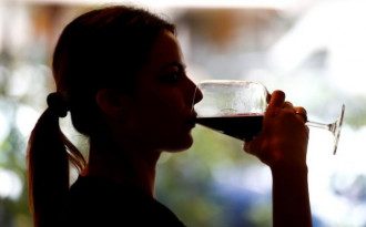 "Мамо, не можу більше пити": експерти розповіли, як впоратися з похміллям