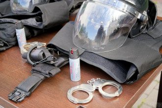 У дівчат-підлітків знайшли наркотиків на мільйони гривень У дівчат-підлітків знайшли наркотиків на мільйони гривень